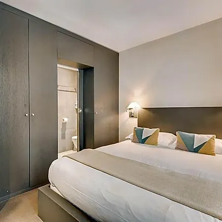 Hotel Des Princes 2*