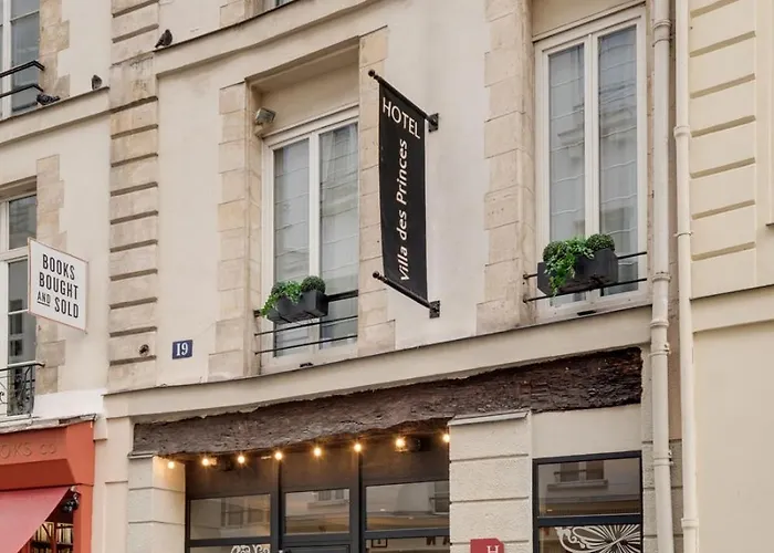 Hotel Des Princes 2*