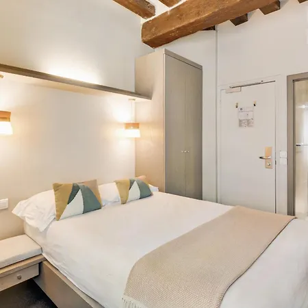 Des Princes 2* Paris